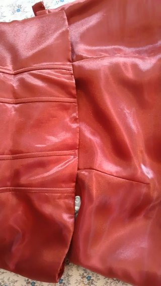 Vestido rojo suave mínimo a mandarina con volantes