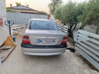 Opel Vectra 1998
