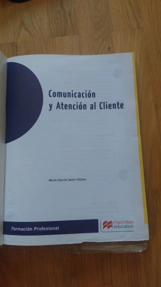 Comunicación y atención al cliente