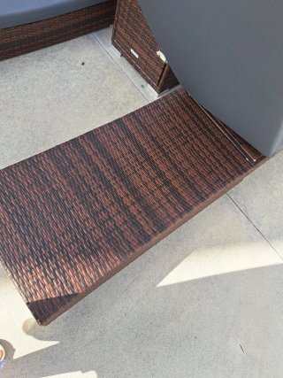 Juego de 2 tumbonas y mesa ratán