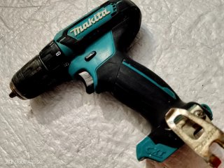 Taladro Makita 12V DF333D Original.