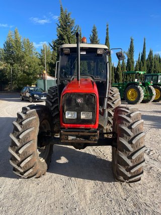 Tractor Massey Ferguson 4255