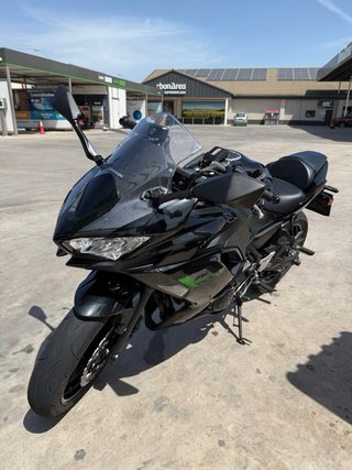 Kawasaki Ninja 650 2025 Negra/Verde