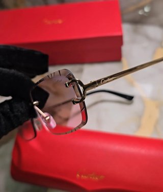 Gafas Cartier Cristal Rosado Patas Doradas
