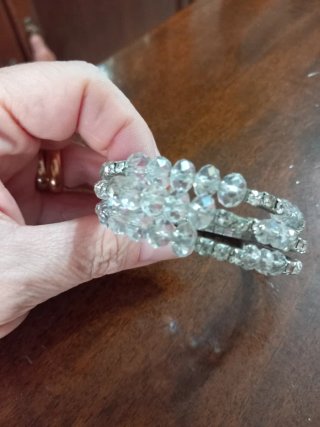 Bracciale a spirale con strass