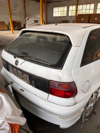 Se vende entero Astra Gsi16v 18 125cv dado de baja