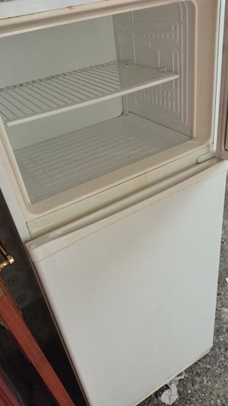 Regalo, GRATIS Nevera blanca 59x146 NO ENFRÍA