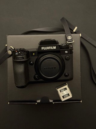 Fujifilm X-H2s + Lexar 256GB + Baterías TILTA