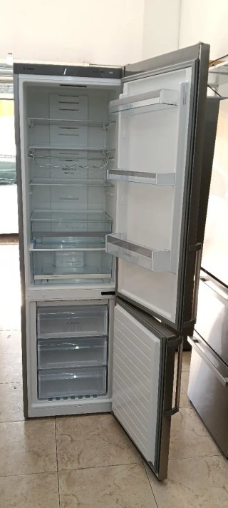 NEVERA COMBI BOSCH NO FROST ENERGÍA A++