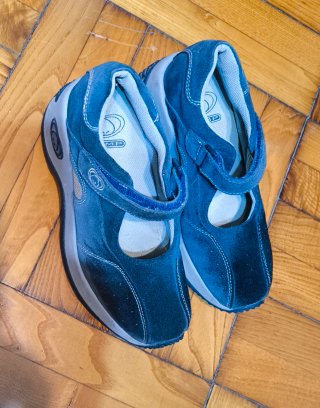 Zapatos azules Jump talla 40