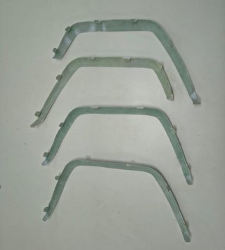 178-ALETINES NUEVOS NISSAN PATROL TOP LINE