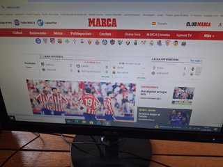 ORDENADOR  Y MONITOR ASUS VS197DE