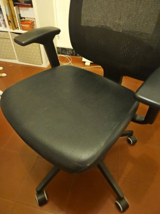 Silla de oficina Steelcase negra