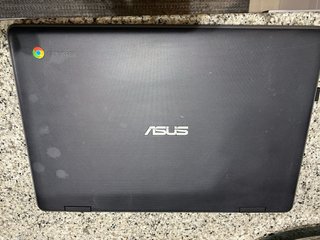 Portatile Asus Chromebook Nero con mouse e caricatore