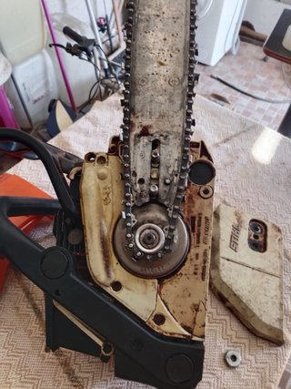 Motosierra Stihl MS 180 averiada