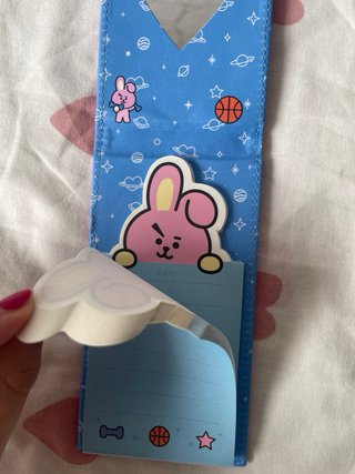 posits Cooky BT21