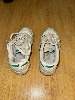 Zapatillas Nike Dunk Blancas y Verdes