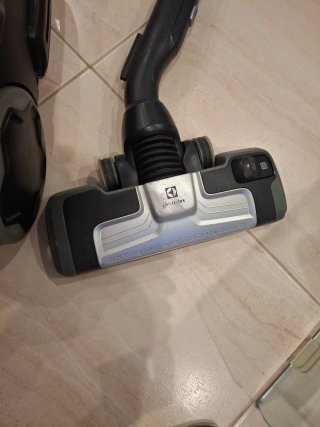 Aspirador Electrolux Ultraone Rojo