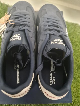 Reebok World 70