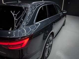 Audi A4 AVANT S-LINE