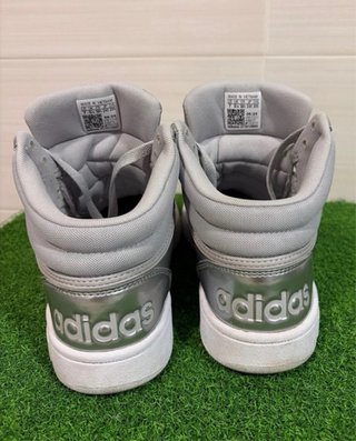 Zapatillas Adidas plateadas altas