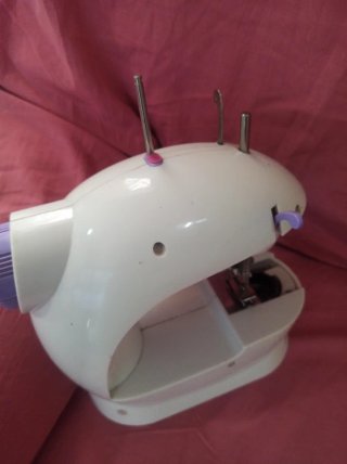 Mini Máquina Coser Krhüner - Piezas