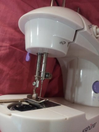 Mini Máquina Coser Krhüner - Piezas