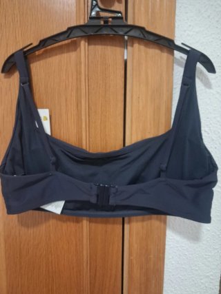 2 Tops Bikini Fila Bandeau uno Rojo y  otro azul