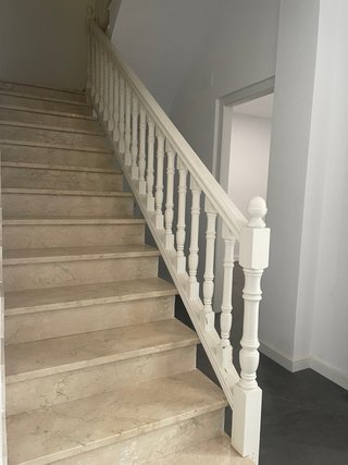 Casa de 276m2  en Benetússer