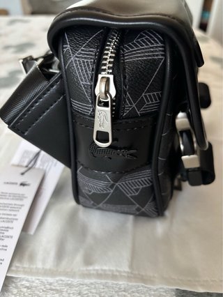 Bolso de hombro Lacoste Negro