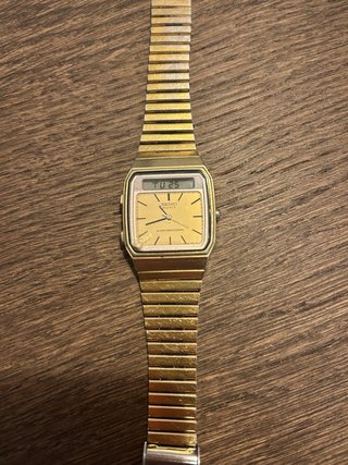 Reloj Seiko Ana-Digi Dorado H357