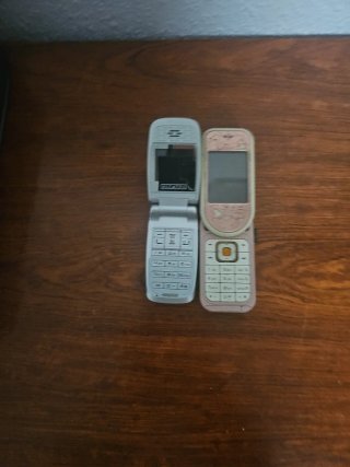 Teléfono Móvil Alcatel i nokia Rosa y Plateado