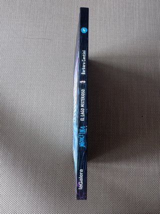 Libro: Mortina; El lago misterioso.