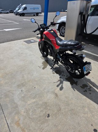 Benelli Leoncino 125cc 2022