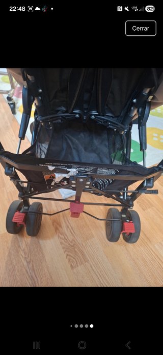 Silla de paseo a rayas