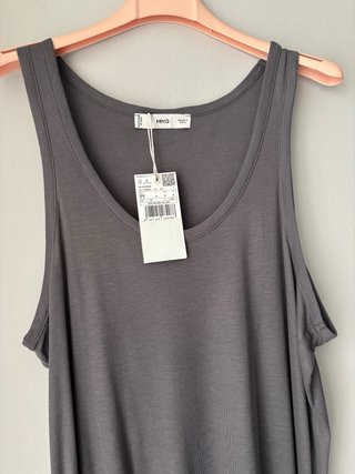 Camiseta de Mango (Talla M).