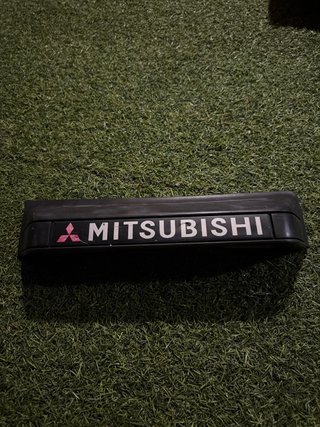 Moldura Portón Trasero Mitsubishi montero v20