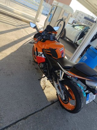 Honda CBR 600 RR 2006 Repsol