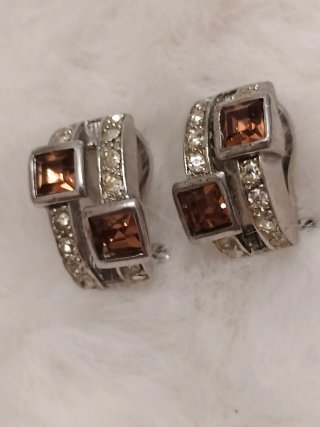 Bajo el precio ,pendientes vintage ideales