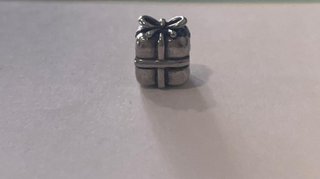 Charm Pandora Caja Regalo Plata