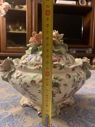 Zuppiera Bassano in ceramica con coperchio