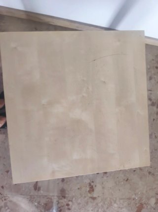 Mesa auxiliar Lack Ikea madera