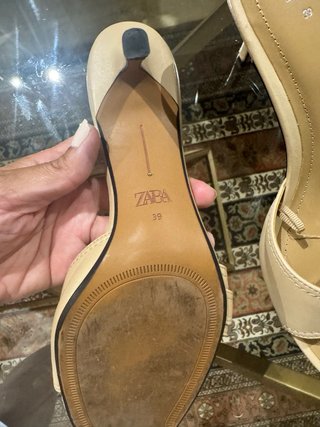 Sandalias Zara Talla 39 Beige Hebilla