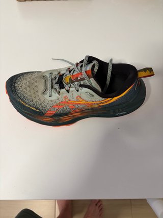 Asics Trabuco Max 4 Cinza Laranja
