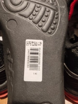 Zapatillas de montaña mínimos detalles