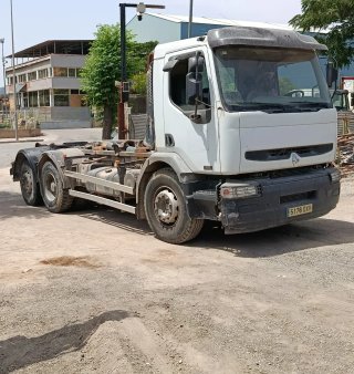Iveco cursor  2004