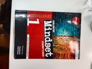 Libro de inglés student's book catalán 1rBATX