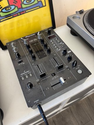 Set DJ Completo: Giradischi Mixer e KRK 7'