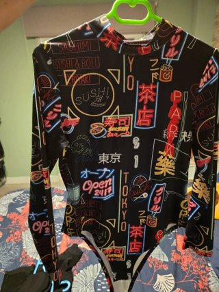 Body estilo japonés con estampado