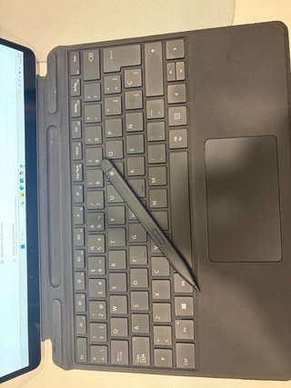 Microsoft Surface Pro 8